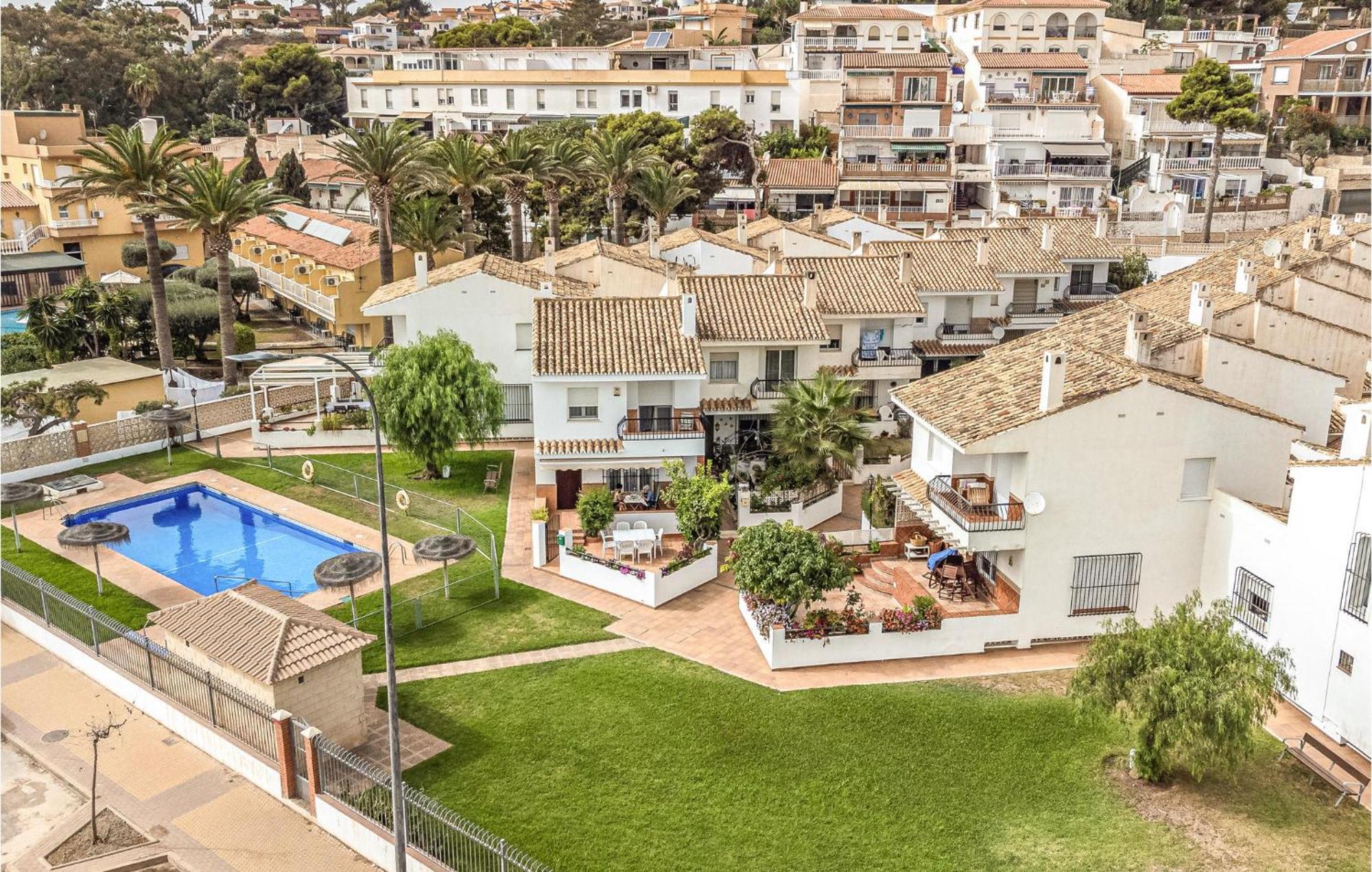 Nice Home In Velez-Malaga With Wifi エクステリア 写真